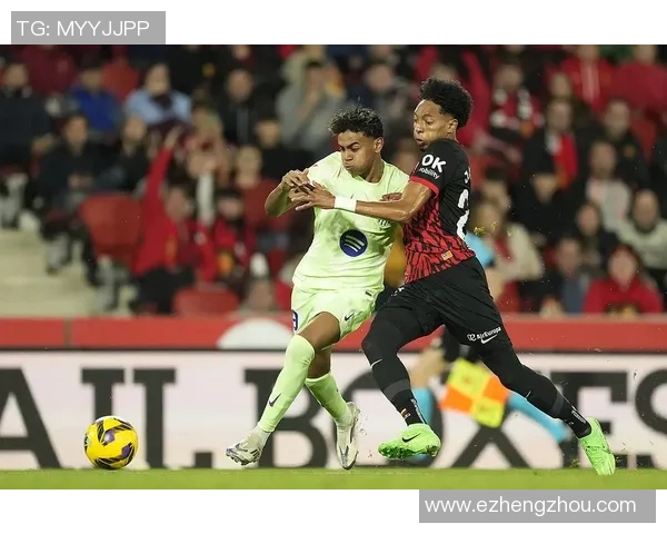 足球明星在赛场上的技艺与表现分析探讨 足球明星在赛场上的技艺与表现分析探讨